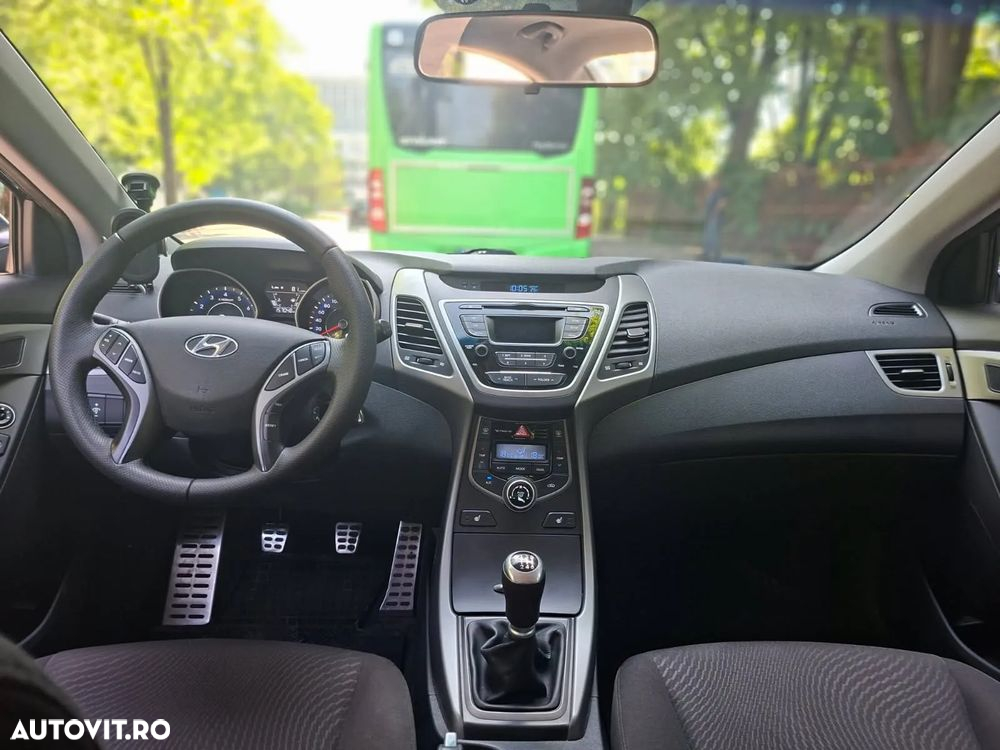 Hyundai Elantra 1.6 MPi Highway+ - 5