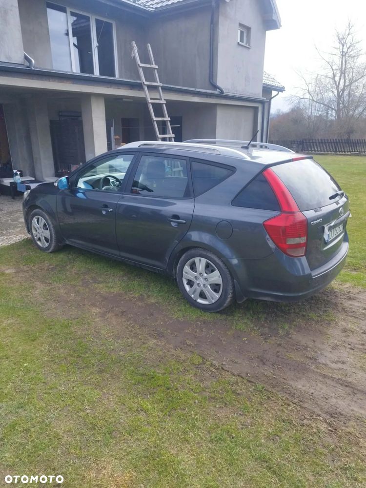 Kia Ceed 1.6 CRDi L - 7