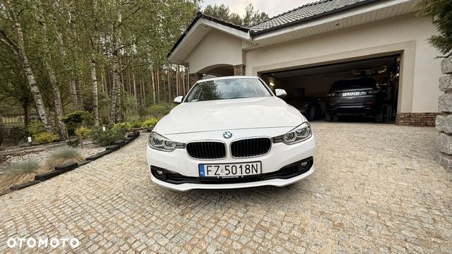 BMW Seria 3 318i GPF Advantage - 6