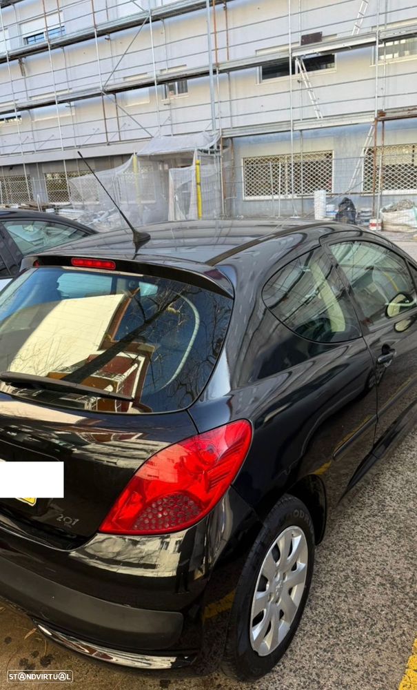 Peugeot 207 1.4 16V Trendy - 15