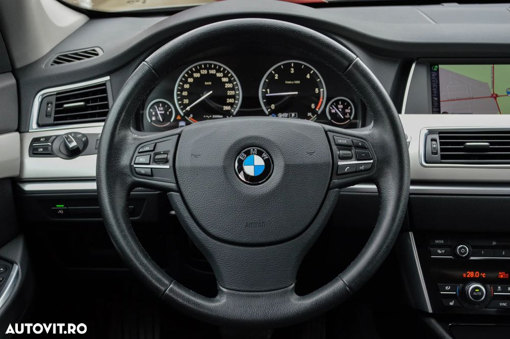 BMW Seria 5 520d Gran Turismo Aut. Luxury Line - 27