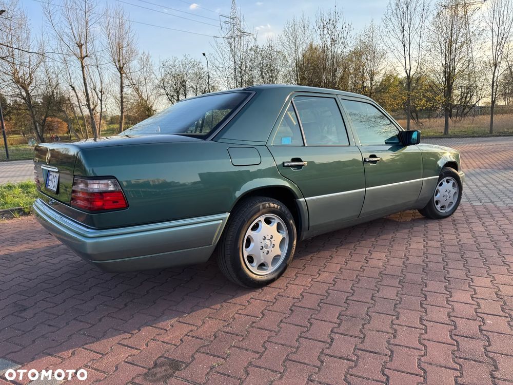 Mercedes-Benz Klasa E - 4