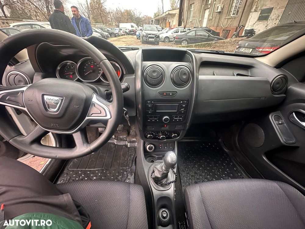 Dacia Duster 1.5 dCi 4x4 Ambiance - 8