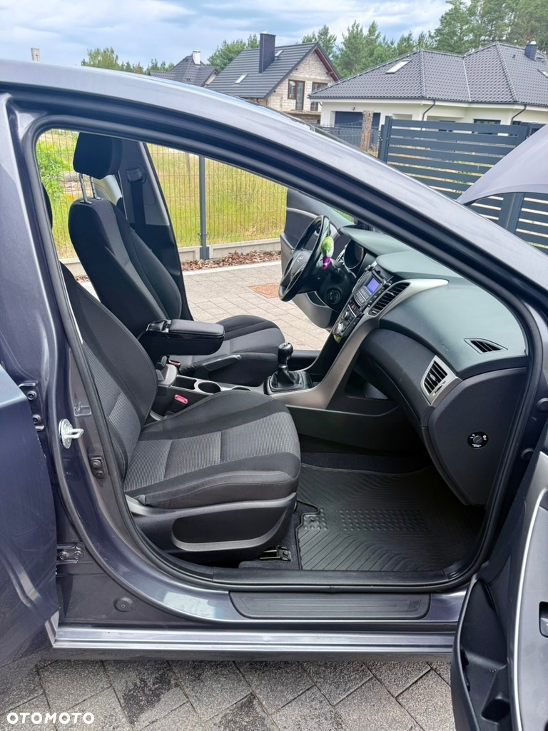 Hyundai i30 1.4 CRDi Comfort - 21