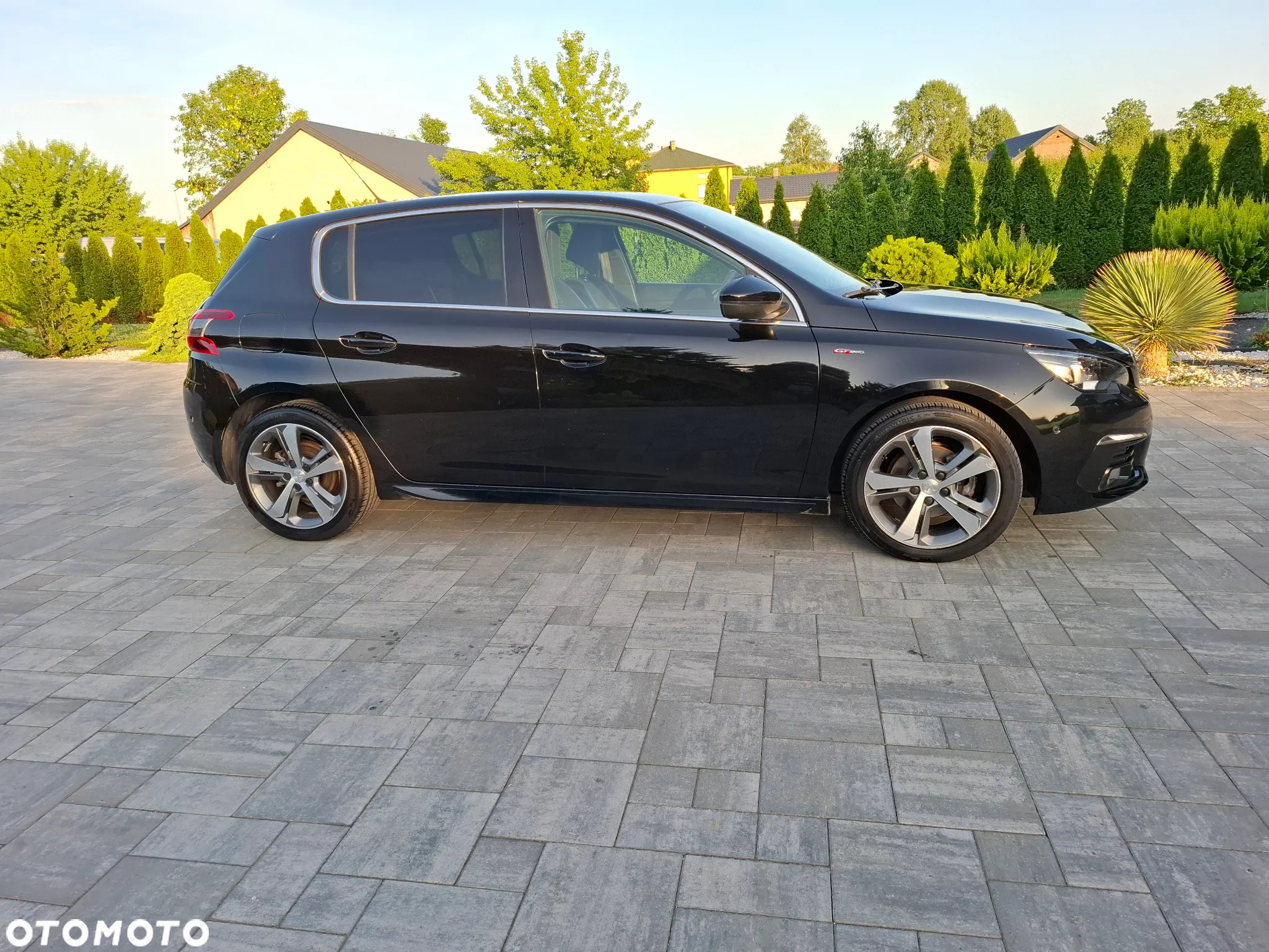 Peugeot 308 BlueHDi FAP 130 Stop & Start GT - 14