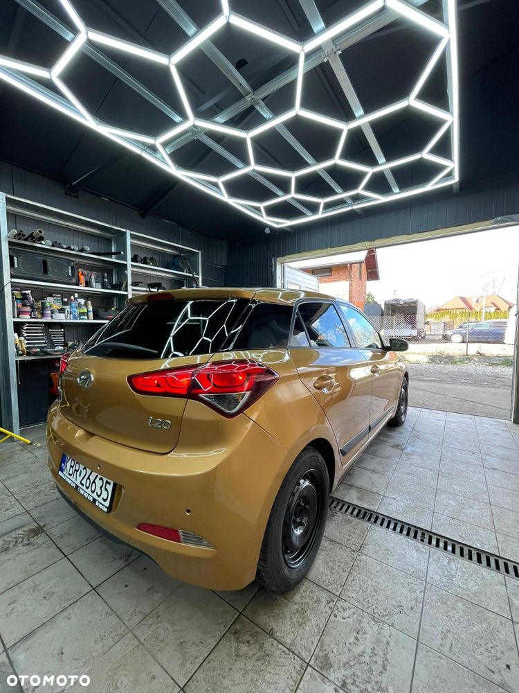 Hyundai i20 1.2 Passion - 8