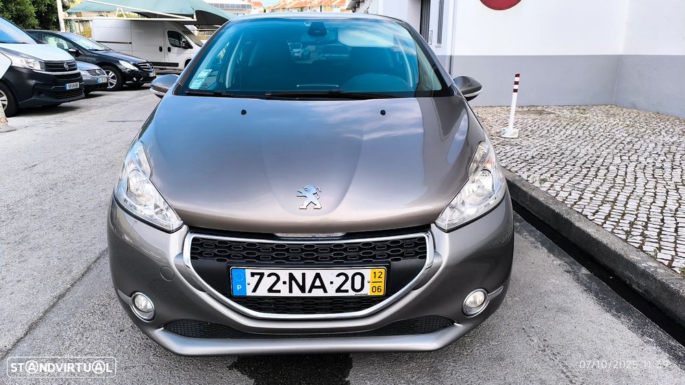 Peugeot 208 1.4 HDi SE Style - 5
