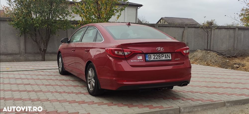 Hyundai Sonata - 4