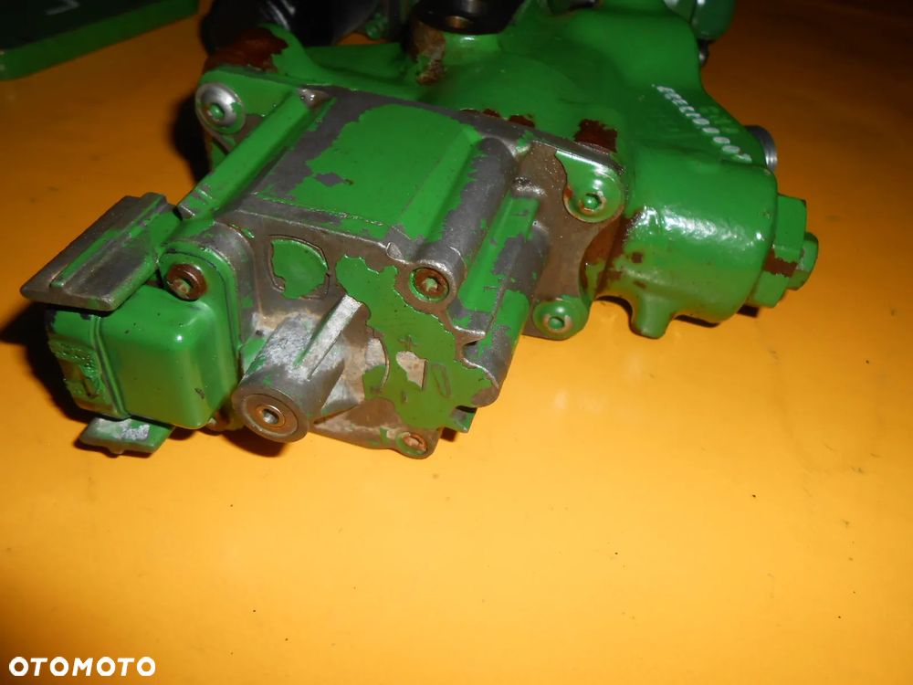 Zawór podnośnika AL232493 John Deere 6930 Premium - 3