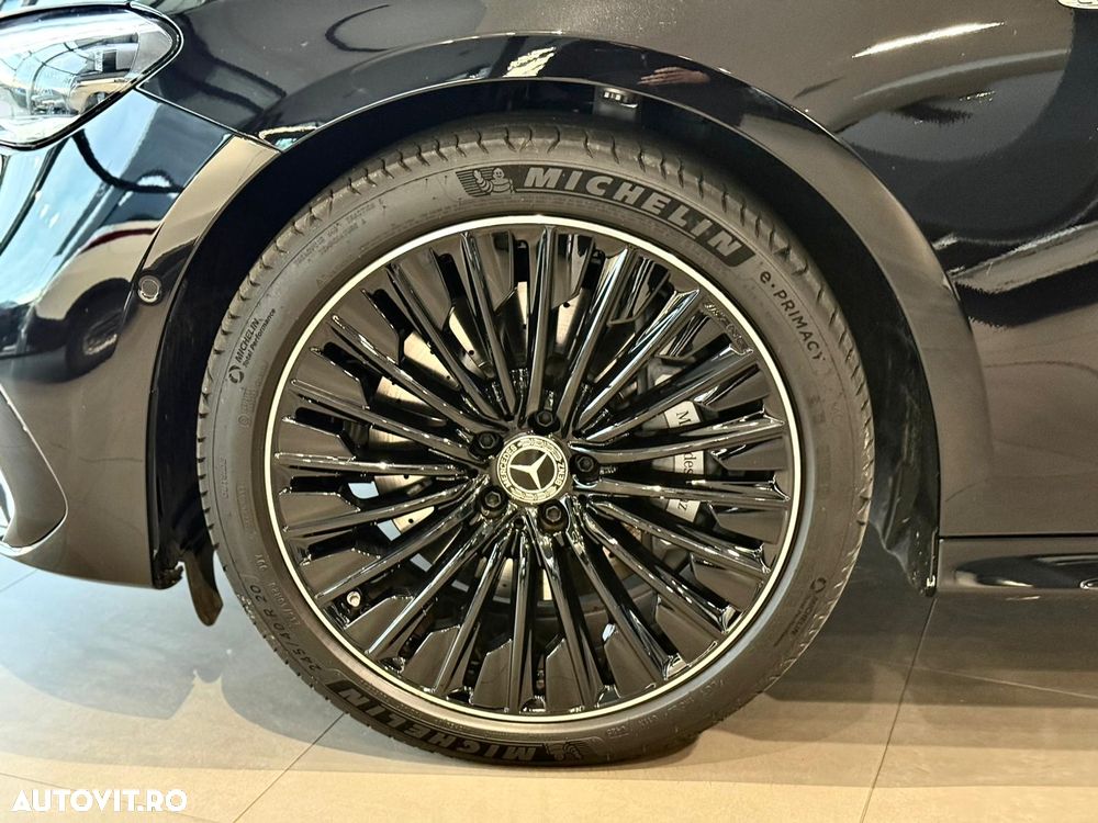 Mercedes-Benz E 300e 4Matic 9G-TRONIC Edition AVANTGARDE - 10
