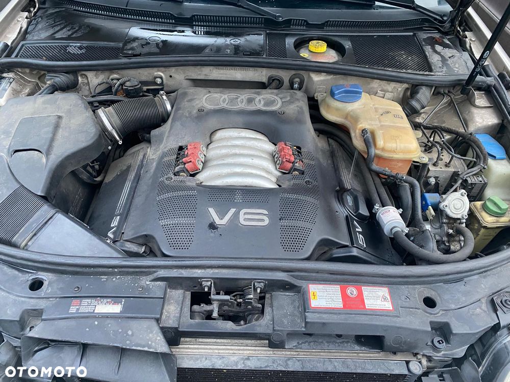 Audi A6 Limousine 2.4 - 7