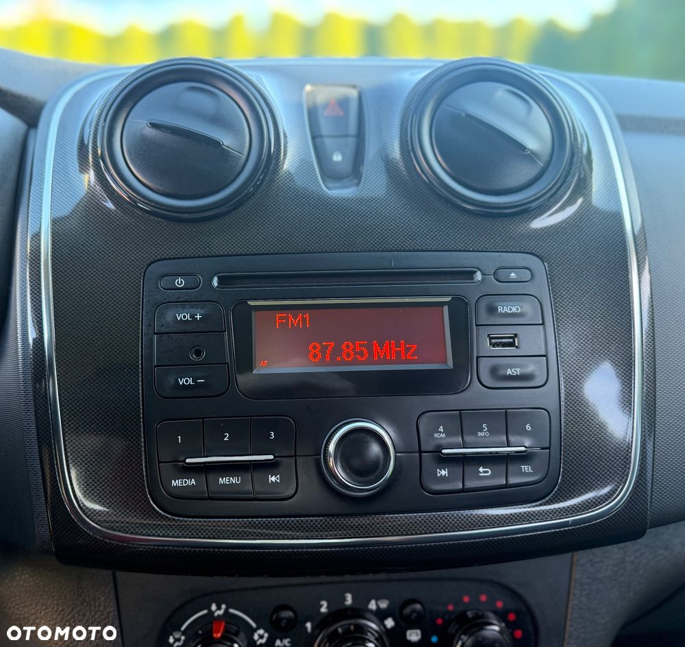 Dacia Sandero SCe 75 Acces - 13