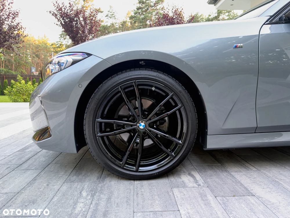 BMW Seria 3 320d xDrive mHEV M Sport - 12