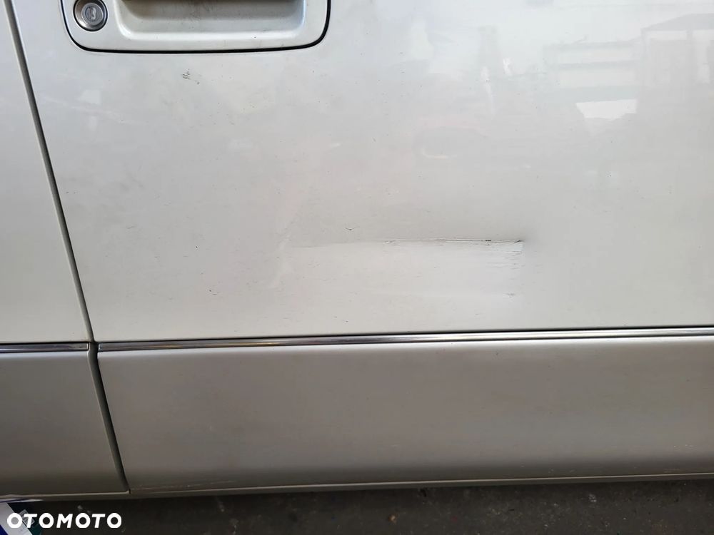 Lexus LS 400 - 23