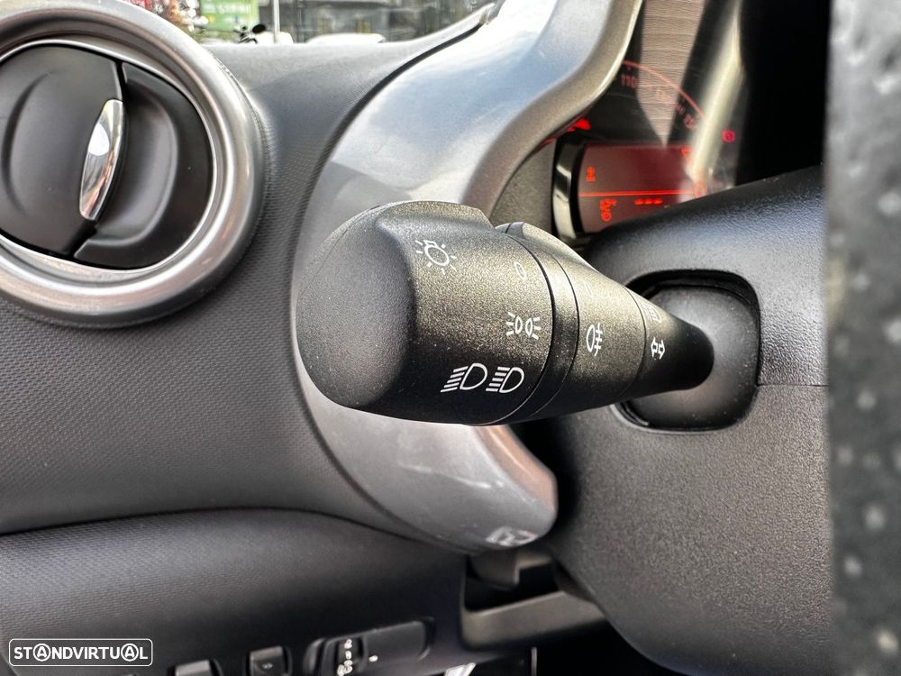 Renault Twingo SCe 70 S&S LIMITED - 32