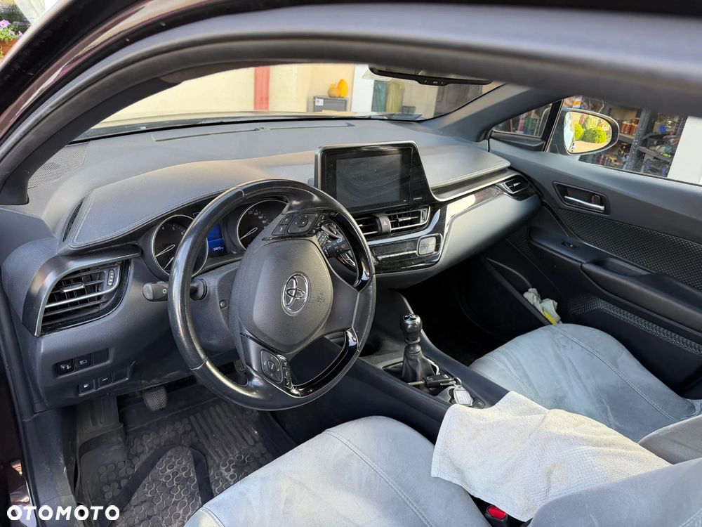 Toyota C-HR - 5
