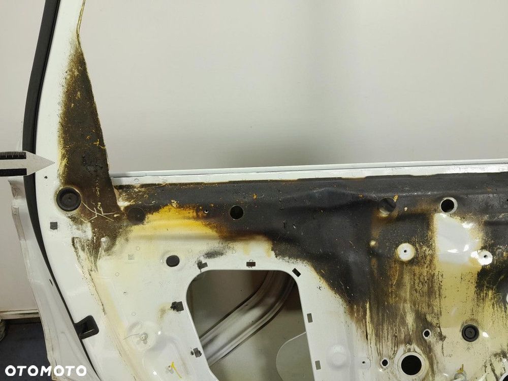 AUDI Q7 II 4M DRZWI TYŁ TYLNE LEWE LC9A - 7