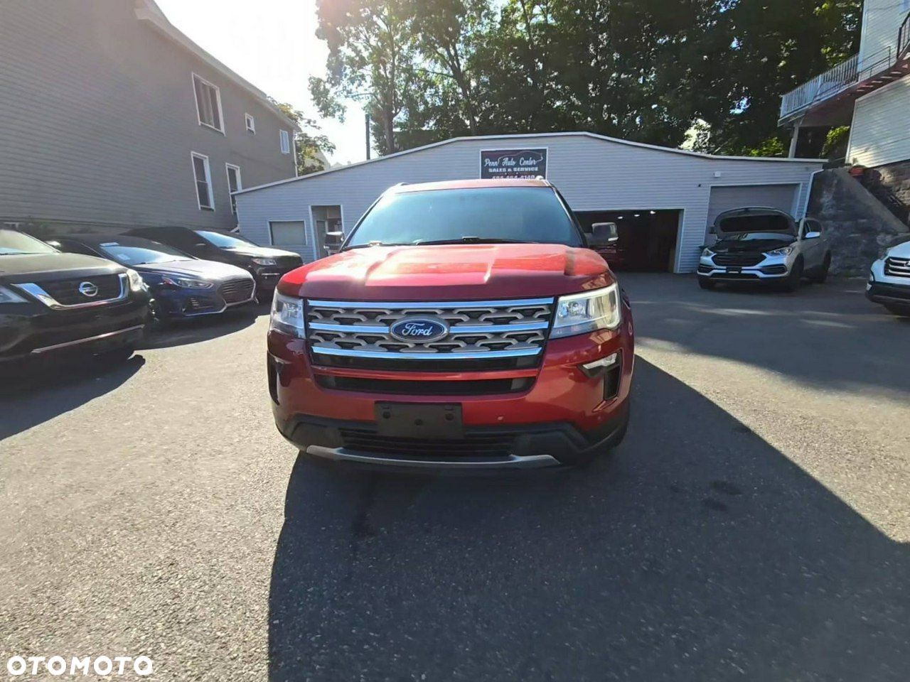 Ford Explorer - 1