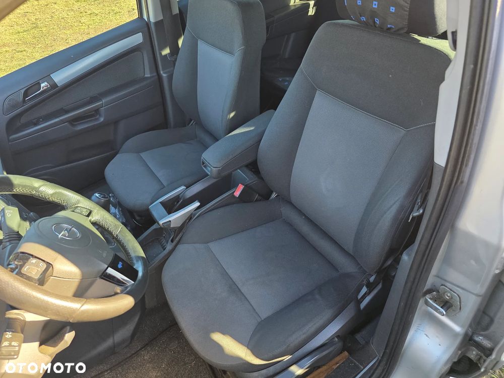 Opel Zafira 1.8 Easytronic Cosmo - 17