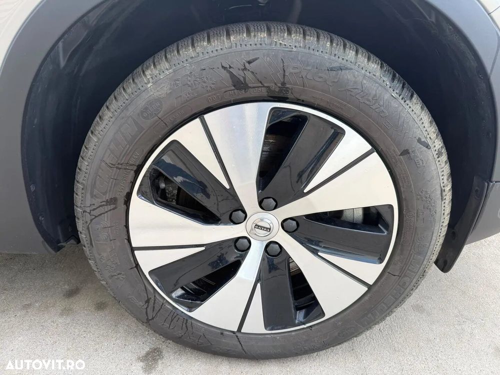 VOLVO XC40 2022 — imagine 23