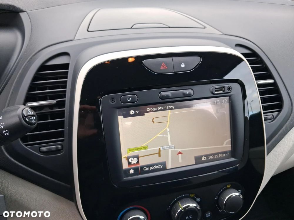 Renault Captur 1.2 Energy TCe Limited - 17