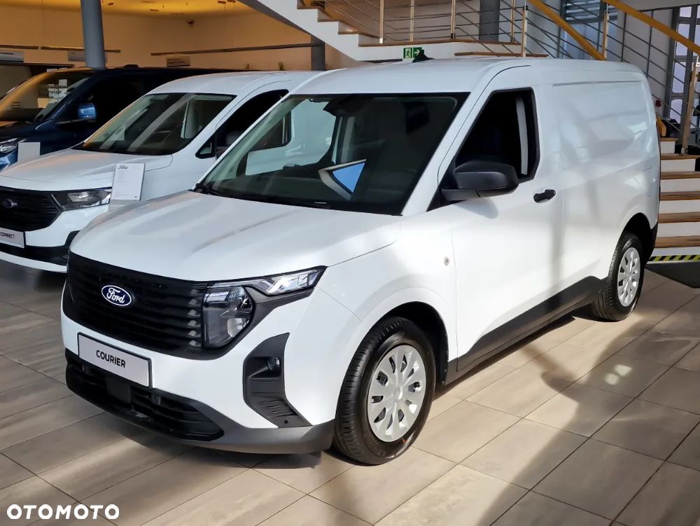 Ford Transit Courier - 1