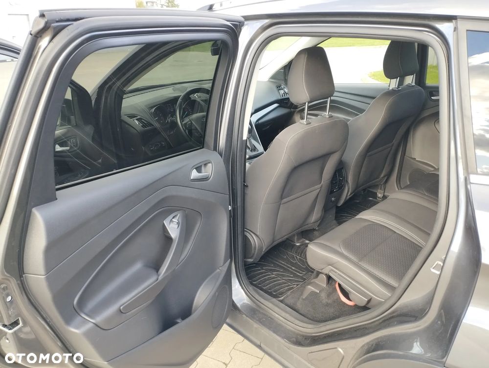 Ford Kuga 1.5 EcoBoost 4x4 Titanium - 13