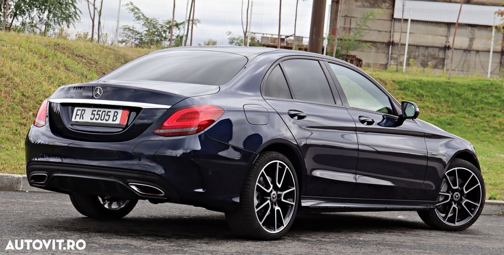Mercedes-Benz C 300 e 9G-TRONIC AMG Line - 14