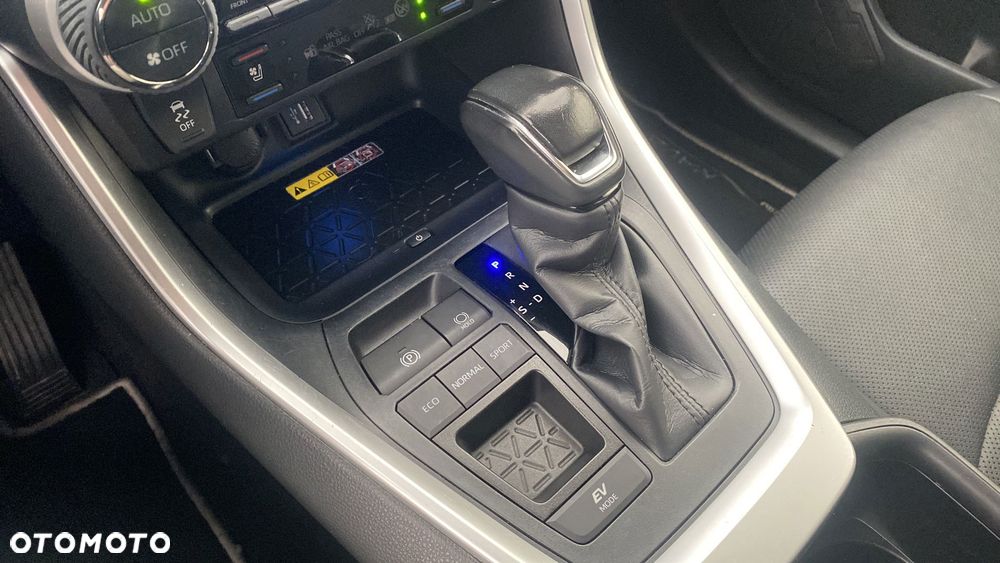 Toyota RAV4 2.5 Hybrid Executive 4x2 - 19
