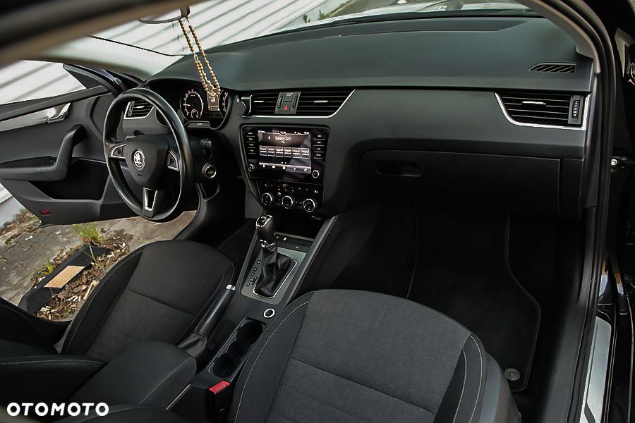 Skoda Octavia 1.6 TDI DSG Soleil - 19
