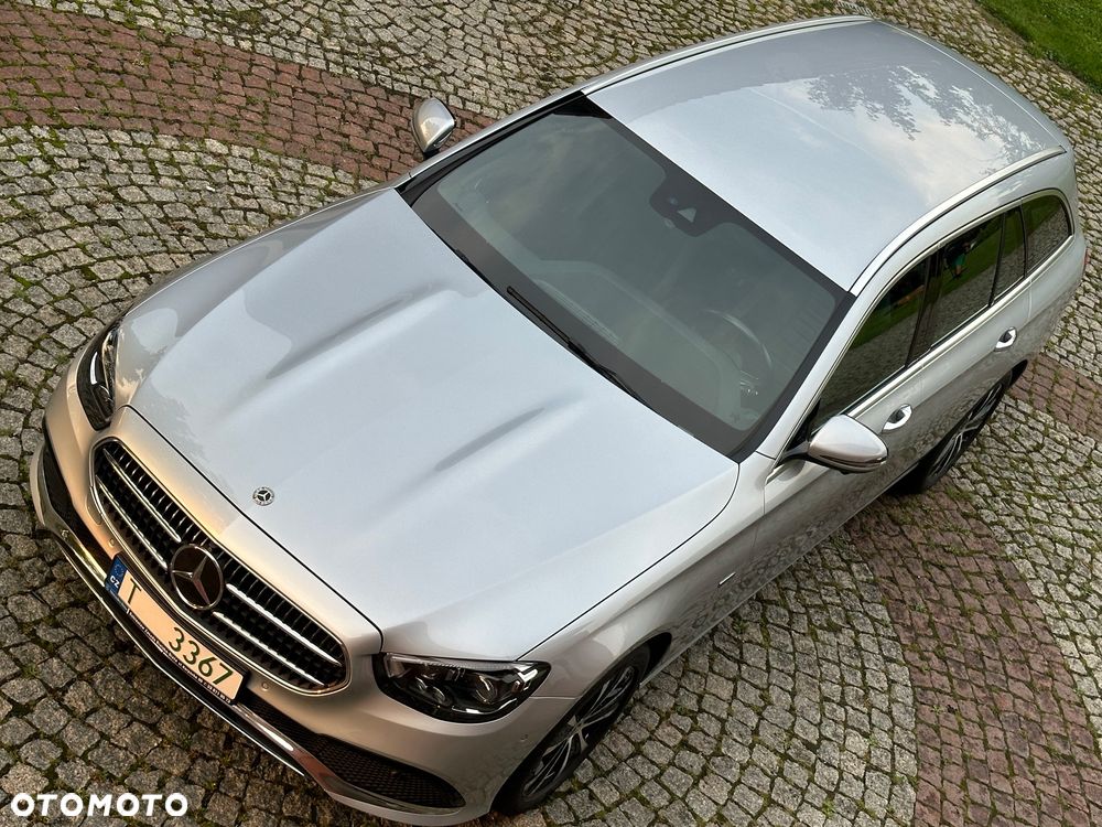 Mercedes-Benz Klasa E - 27