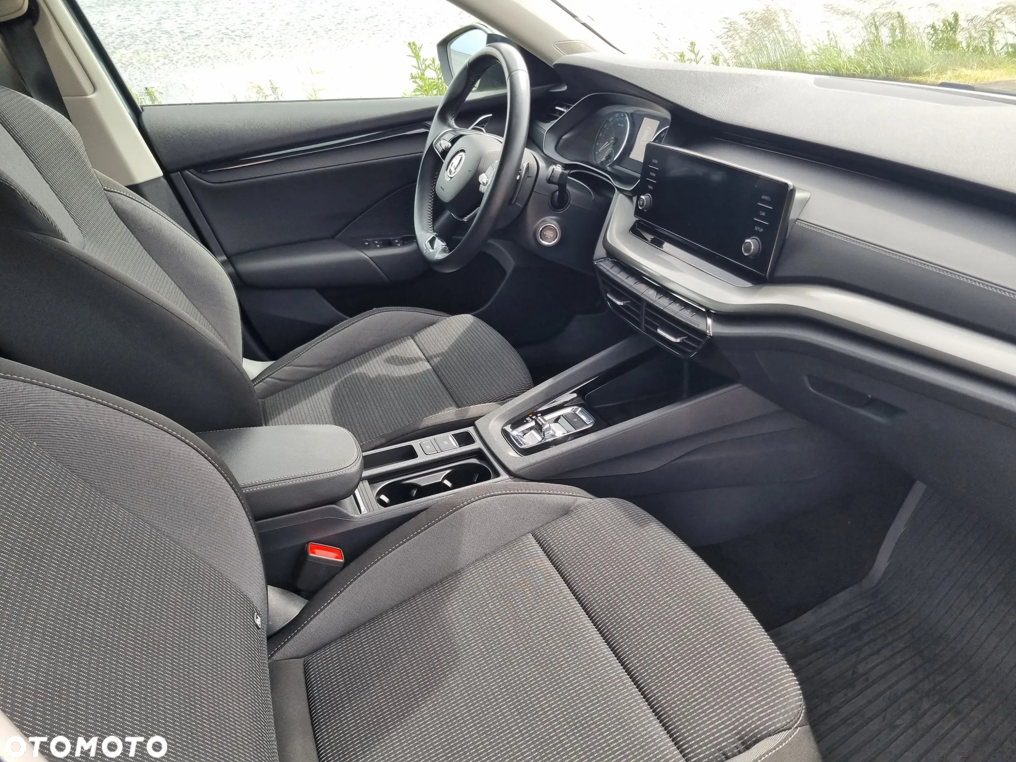 Skoda Octavia 2.0 TDI Ambition DSG - 24