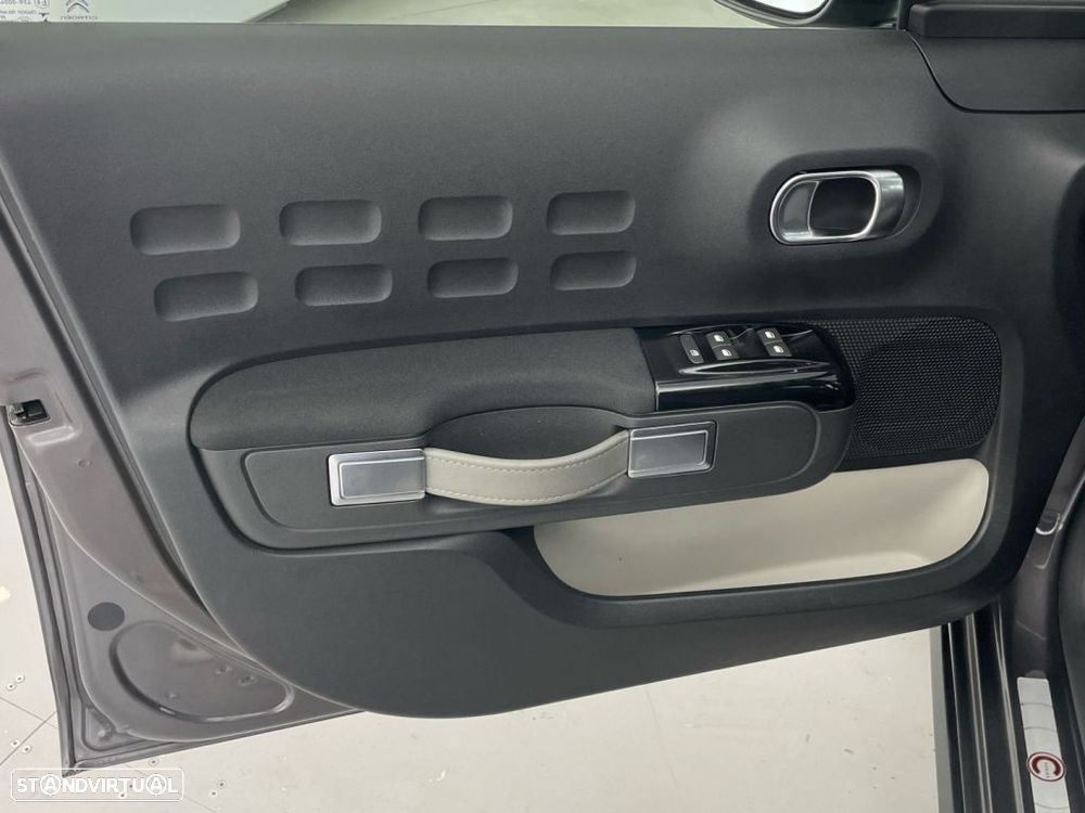 Citroën C3 1.2 PureTech C-Series - 18