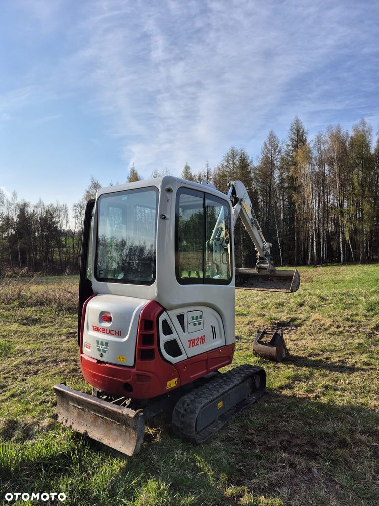 Takeuchi TB216 - 2