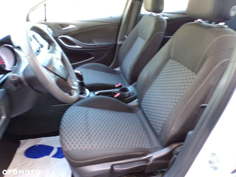 Opel Astra - 18