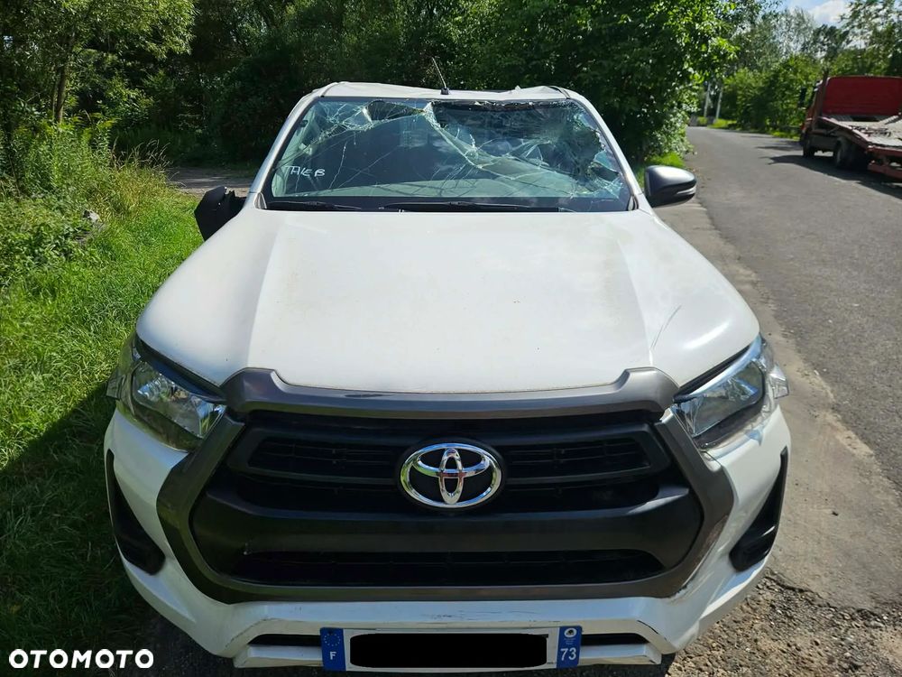 Toyota Hilux - 11