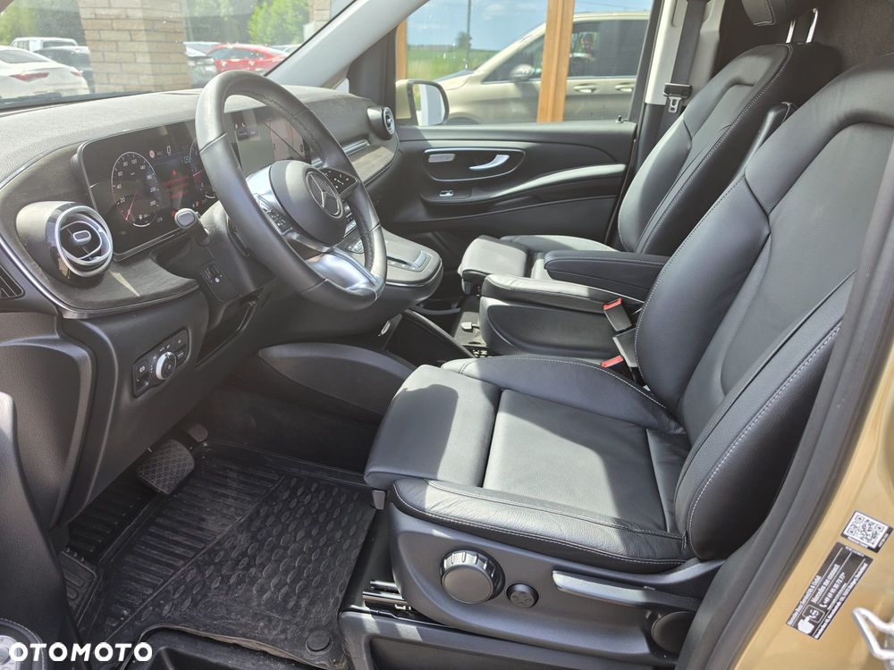 Mercedes-Benz Vito - 10