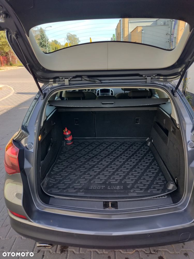 Opel Astra 1.4 T Cosmo - 7