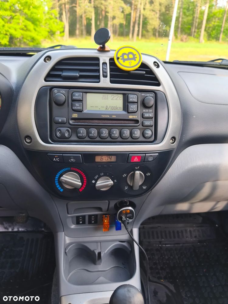 Toyota RAV4 2.0 D-4D 4x4 - 9