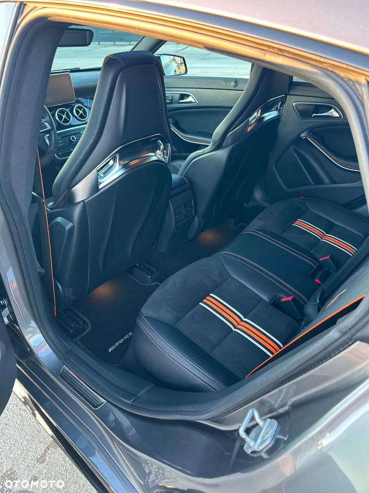 Mercedes-Benz CLA AMG 45 4-Matic - 15