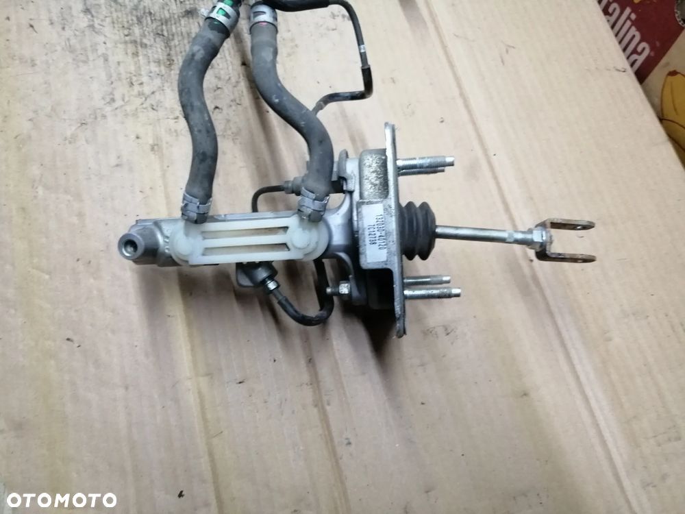 Toyota Prius II hybrid 1.5 16V pompa hamulcowa przewody zbiorniczek 47270-47010  132030-40120 - 8