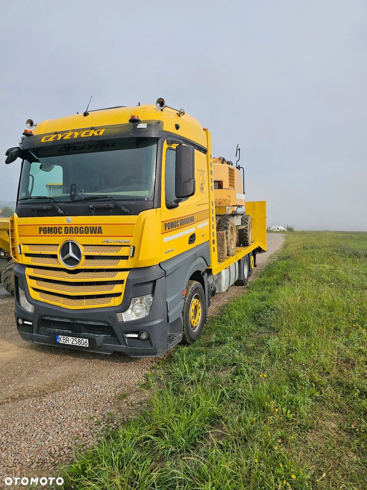 Mercedes-Benz Actros 2542