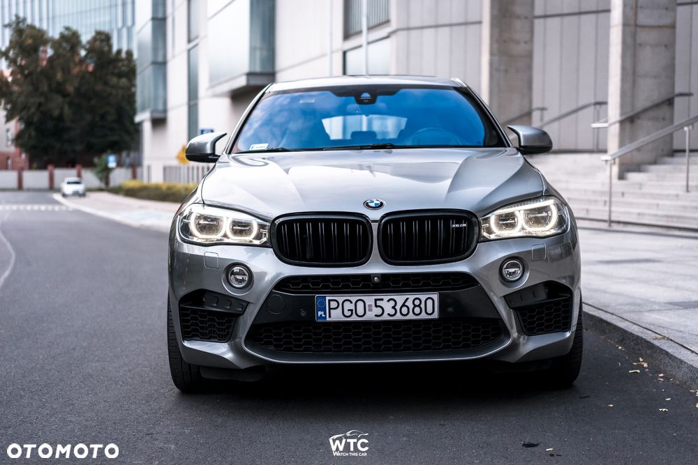 BMW X6M - 1
