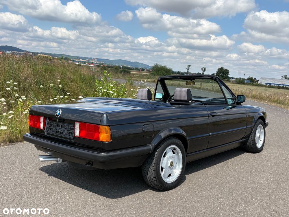 BMW Seria 3 320i - 4