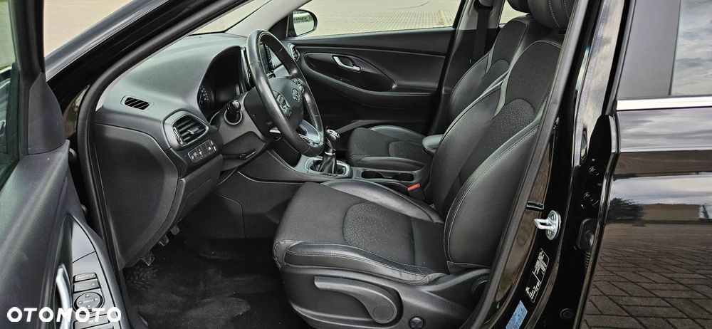 Hyundai i30 1.6 CRDI Premium - 5