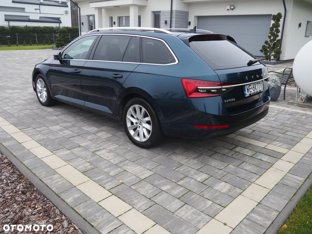 Skoda Superb 1.5 TSI Ambition DSG - 9