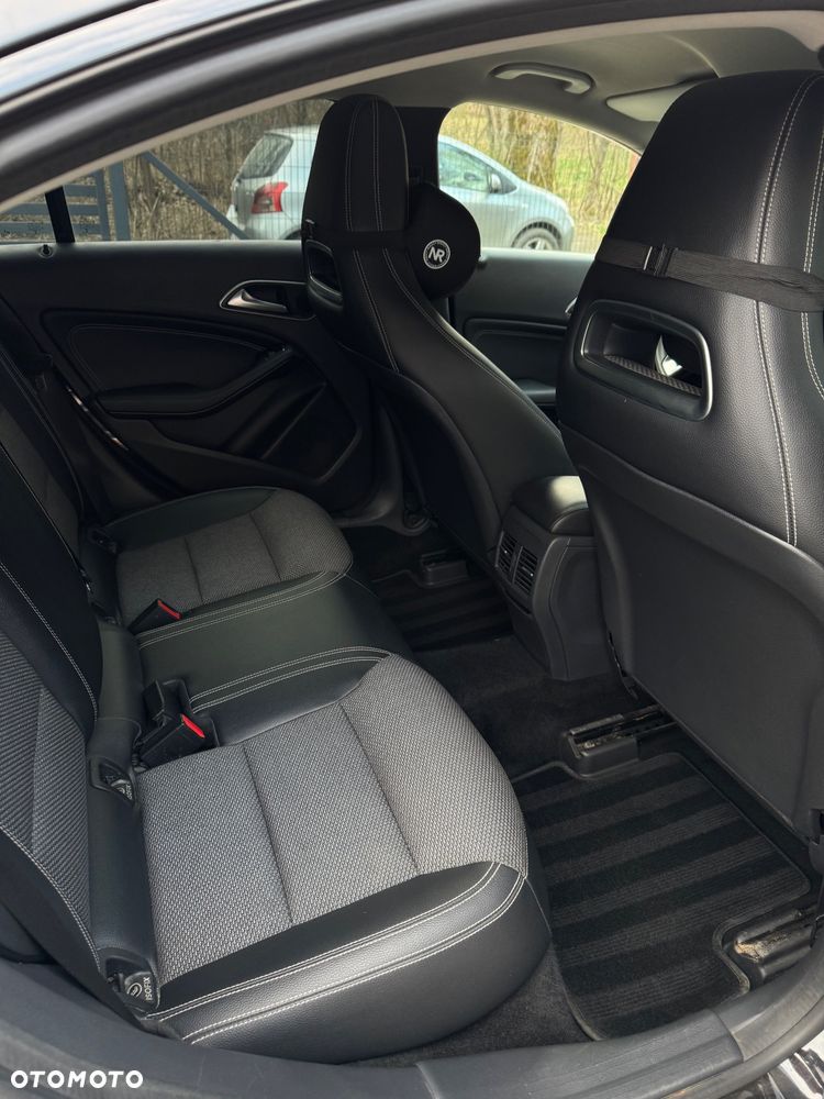 Mercedes-Benz CLA 200 CDI - 6