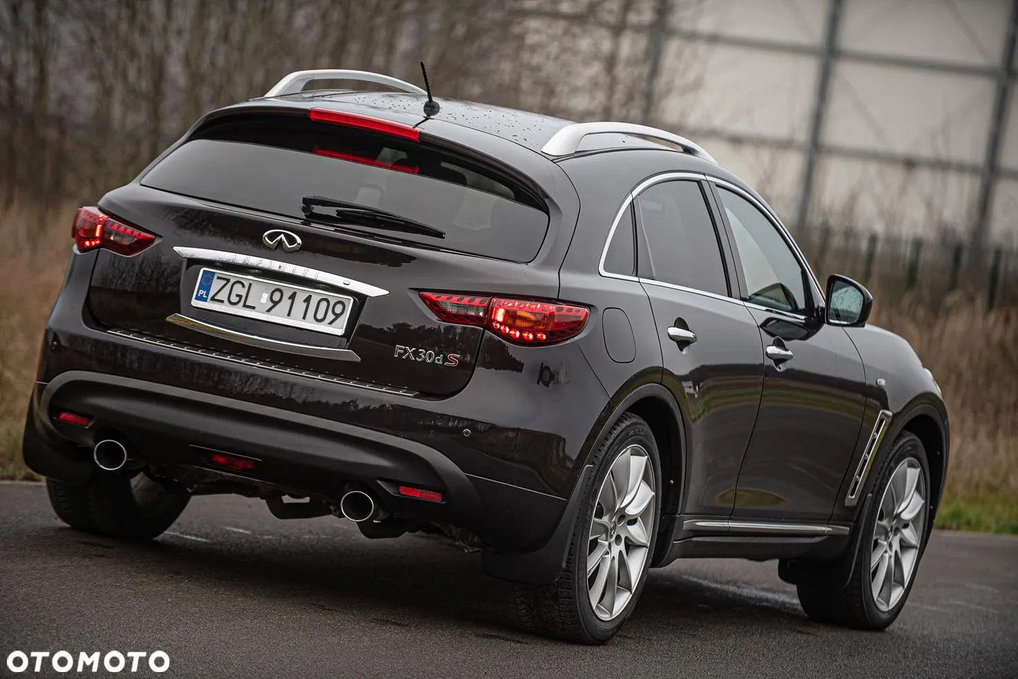 Infiniti FX FX30d S - 12
