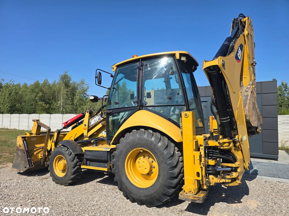 Caterpillar - 4