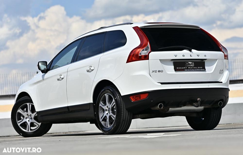 VOLVO XC60 2011 — imagine 5